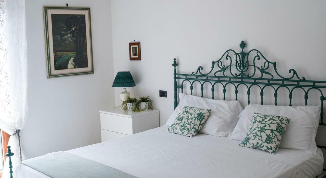B&B Villa Irma Sorrente Extérieur photo